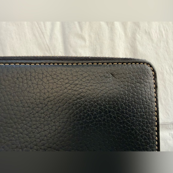 Dooney & Bourke Pebble Leather Black and Tan zip Wallet with Gold Accents - Picture 3 of 13